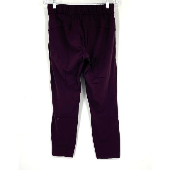 Lululemon On The Fly Woven 28" Size 6 in Dark Cherry - Picture 2 of 6